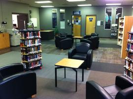 Study-lounge area main floor