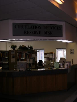 Circulation desk